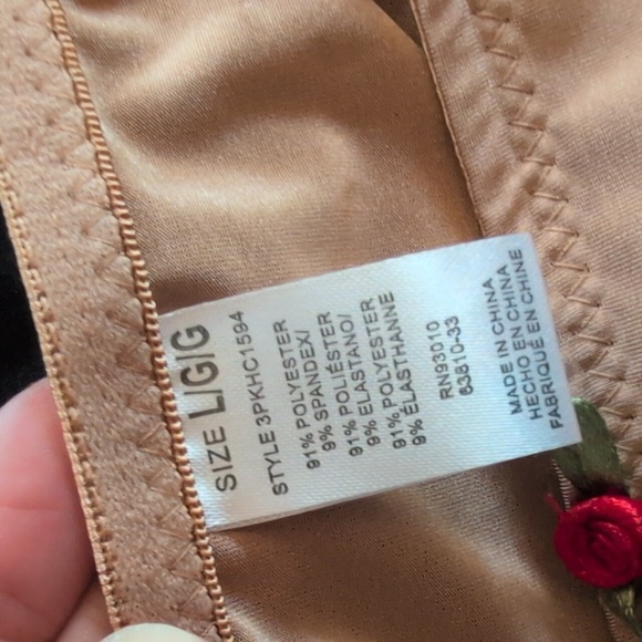 Elegant Lace Trim Panty Set - Black and Tan - Picture 7 of 9